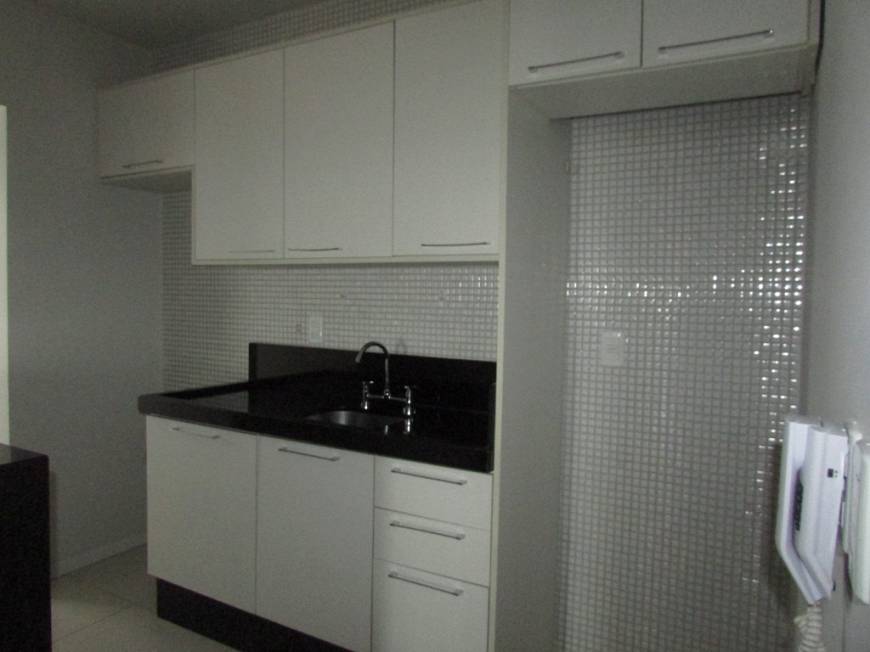 Foto 3 de Apartamento com 2 Quartos para alugar, 128m² em Centro, Ponta Grossa