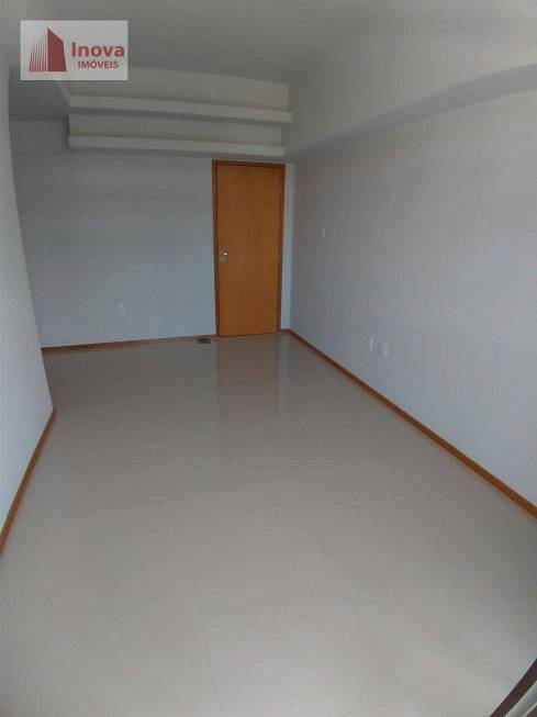 Foto 3 de Apartamento com 2 Quartos à venda, 90m² em Jardim Glória, Juiz de Fora
