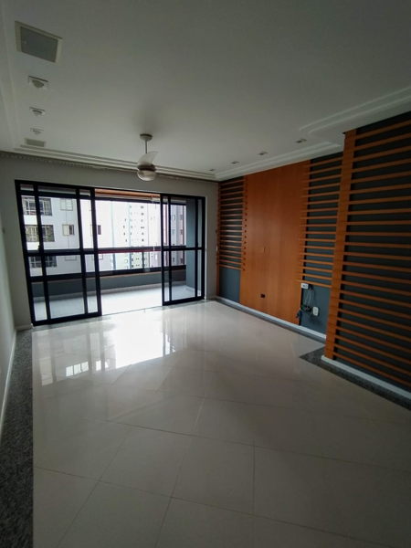 Foto 2 de Apartamento com 3 Quartos para alugar, 150m² em Centro, Londrina