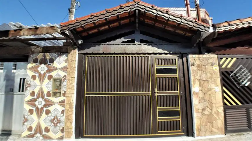 Foto 1 de Casa com 2 Quartos à venda, 91m² em Vila Tupi, Praia Grande