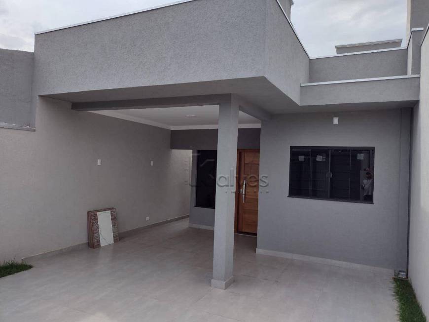 Foto 1 de Casa com 3 Quartos à venda, 115m² em Parque Residencial Rita Vieira, Campo Grande