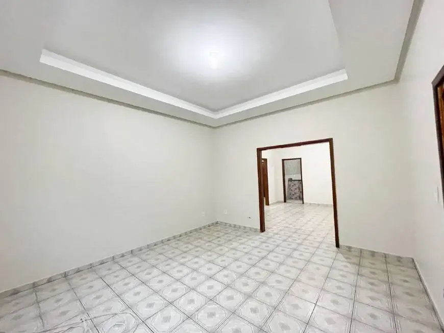Foto 1 de Casa com 3 Quartos para alugar, 216m² em Plano Diretor Sul, Palmas