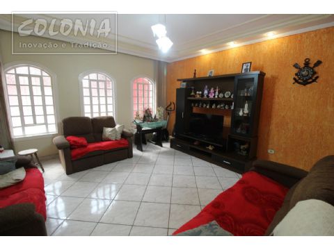 Foto 1 de Sobrado com 4 Quartos à venda, 233m² em Jardim Pilar, Santo André