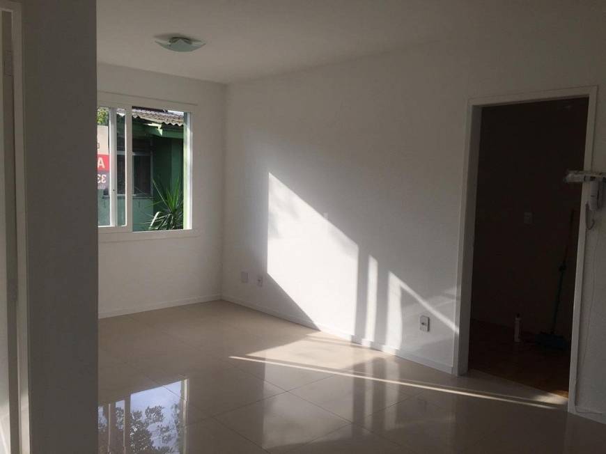 Foto 1 de Apartamento com 1 Quarto à venda, 451m² em Camaquã, Porto Alegre