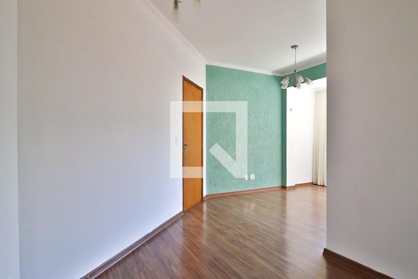 Foto 3 de Apartamento com 2 Quartos para alugar, 56m² em Santa Tereza, Belo Horizonte