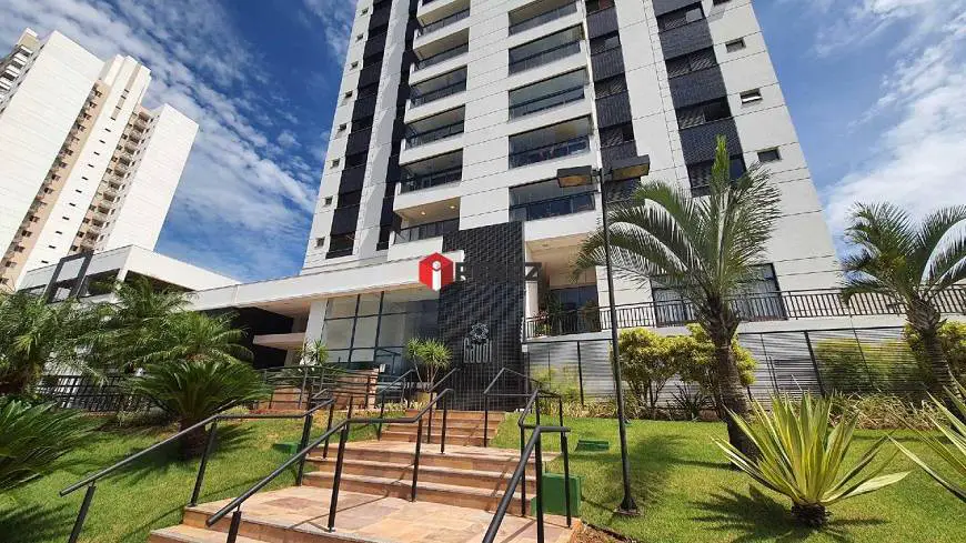 Foto 1 de Apartamento com 3 Quartos para alugar, 97m² em Jardim dos Estados, Campo Grande