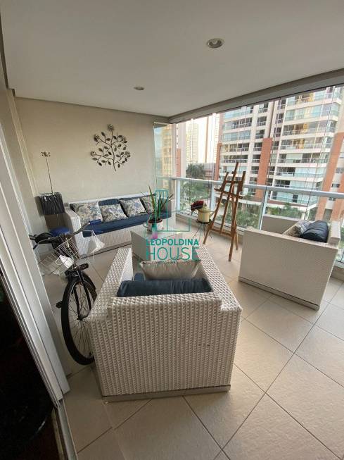 Foto 4 de Apartamento com 3 Quartos para alugar, 142m² em Vila Leopoldina, São Paulo
