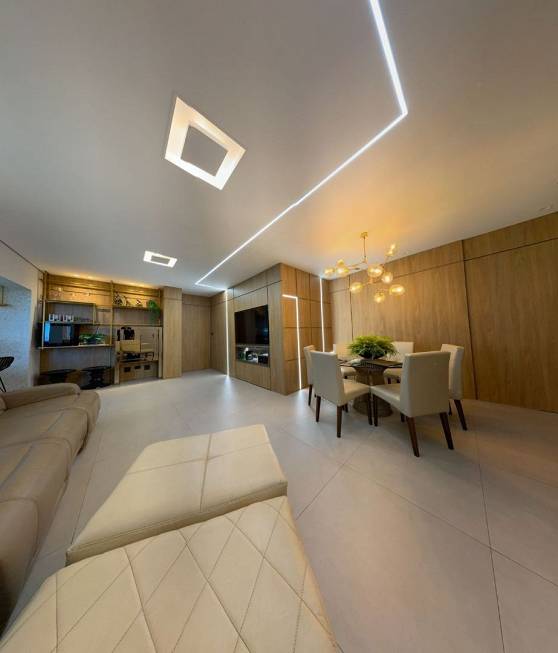 Foto 1 de Apartamento com 3 Quartos à venda, 121m² em Zona 07, Maringá