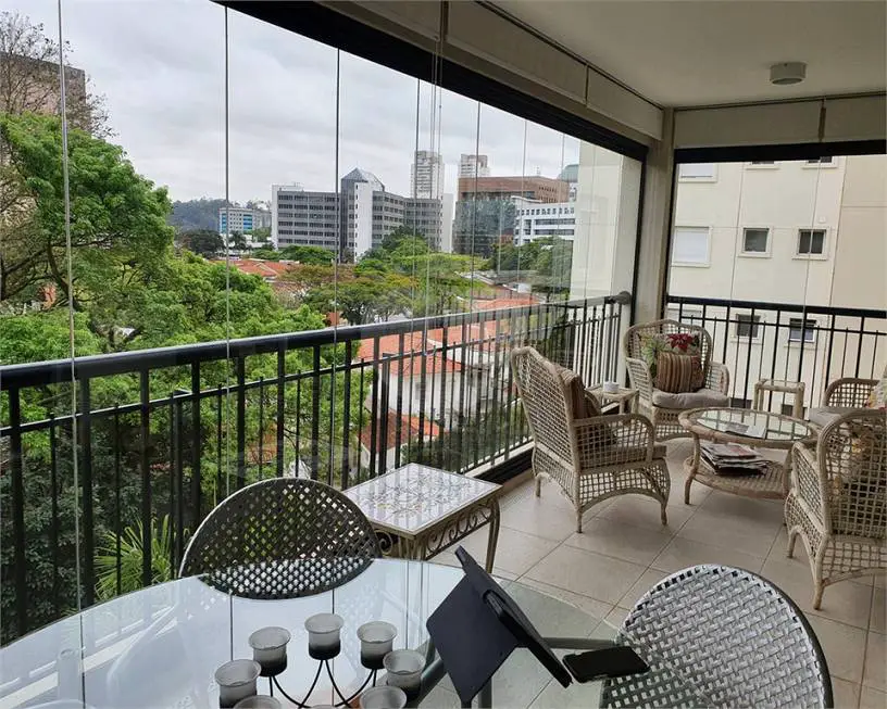 Foto 1 de Apartamento com 4 Quartos à venda, 215m² em Chácara Santo Antônio, São Paulo