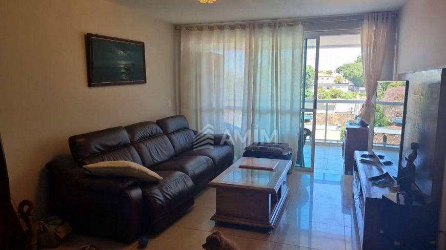 Foto 4 de Apartamento com 4 Quartos à venda, 150m² em Charitas, Niterói