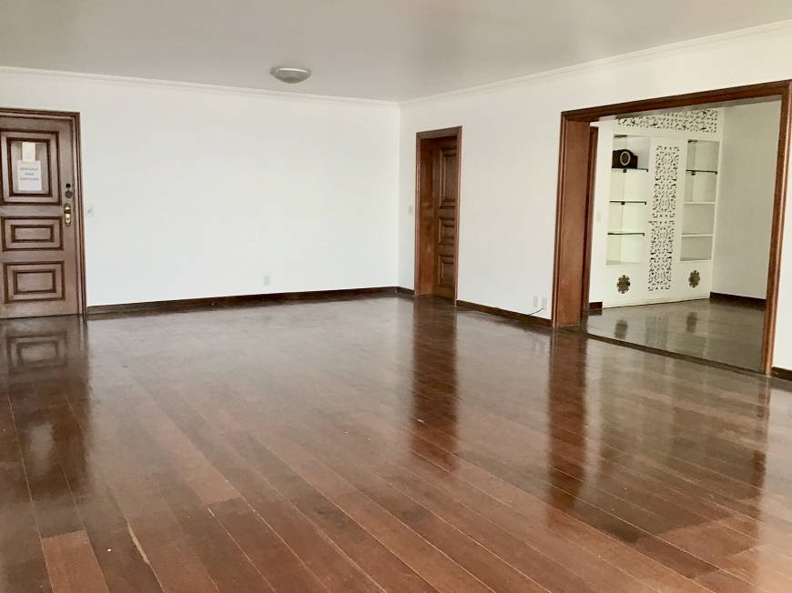 Foto 3 de Apartamento com 4 Quartos à venda, 220m² em Icaraí, Niterói