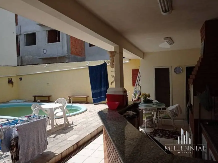Foto 4 de Casa com 3 Quartos à venda, 121m² em Canasvieiras, Florianópolis