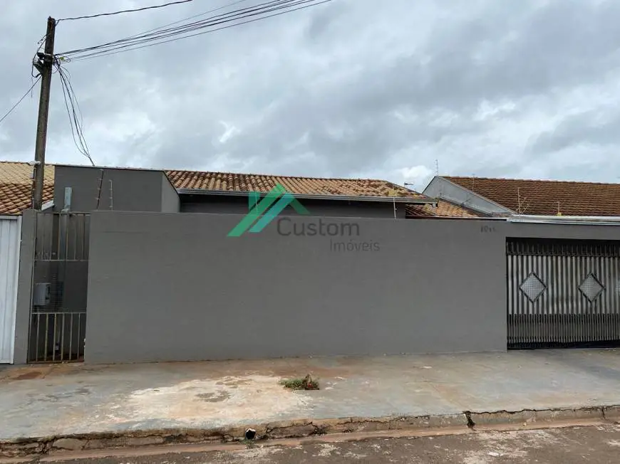 Foto 4 de Casa com 3 Quartos à venda, 147m² em Jardim Guararapes, Londrina