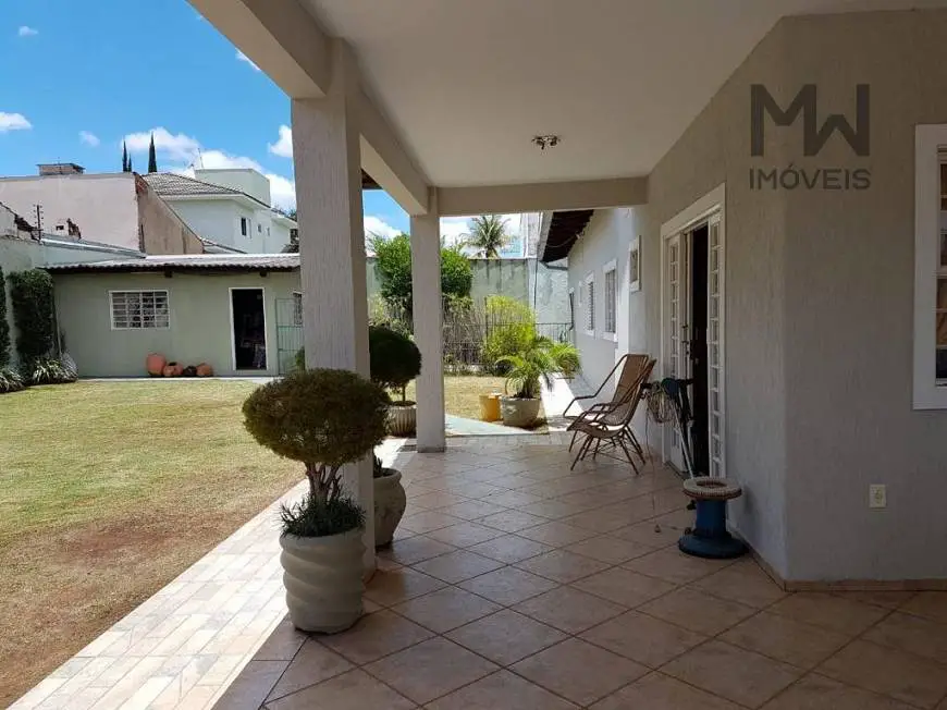 Foto 1 de Casa com 5 Quartos à venda, 725m² em Anápolis City, Anápolis