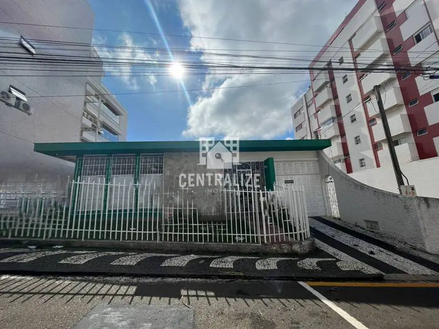 Foto 1 de Casa com 7 Quartos para alugar, 550m² em Centro, Ponta Grossa