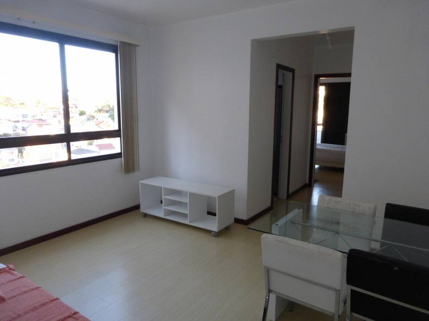 Foto 1 de Apartamento com 1 Quarto para alugar, 85m² em Agronômica, Florianópolis