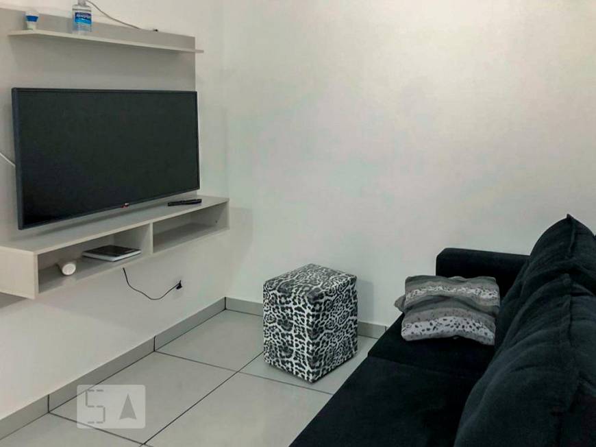 Foto 1 de Apartamento com 1 Quarto para alugar, 27m² em Itaquera, São Paulo