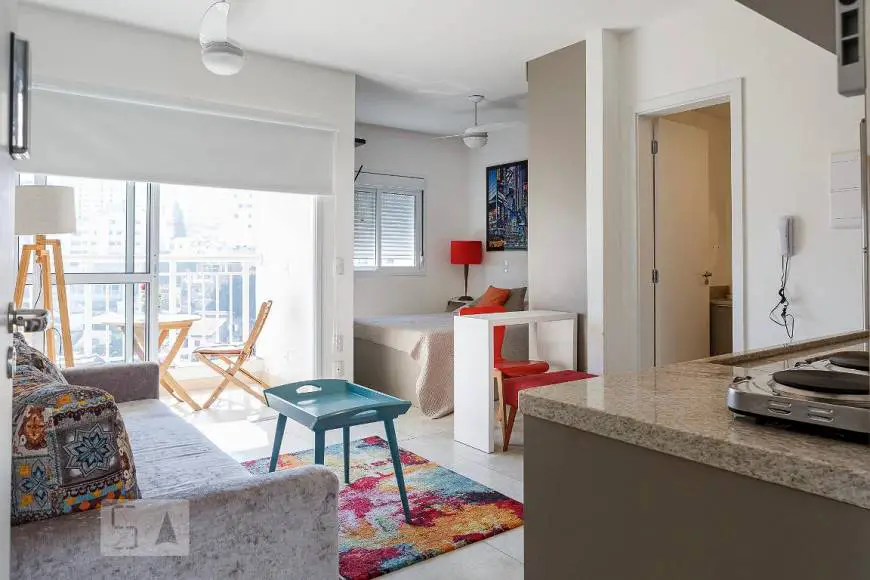 Foto 1 de Apartamento com 1 Quarto para alugar, 32m² em Vila Madalena, São Paulo