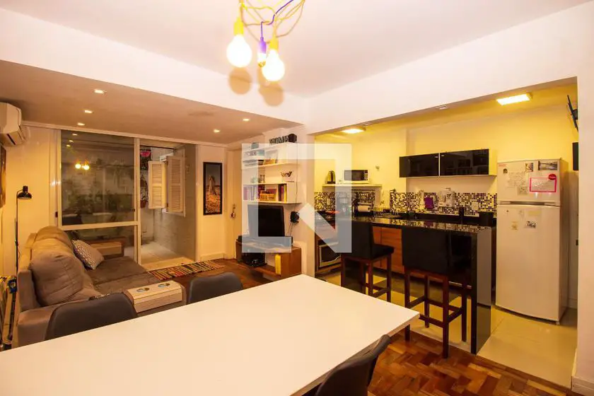 Foto 2 de Apartamento com 2 Quartos para alugar, 80m² em Centro Histórico, Porto Alegre