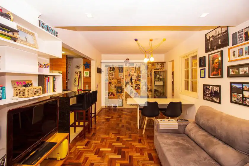Foto 4 de Apartamento com 2 Quartos para alugar, 80m² em Centro Histórico, Porto Alegre