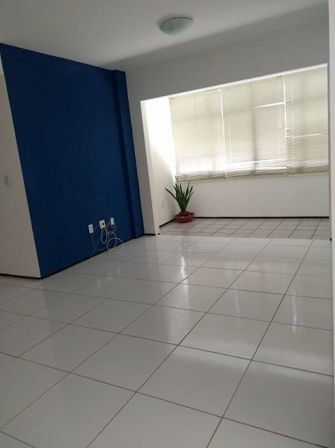 Foto 3 de Apartamento com 3 Quartos para alugar, 120m² em Meireles, Fortaleza