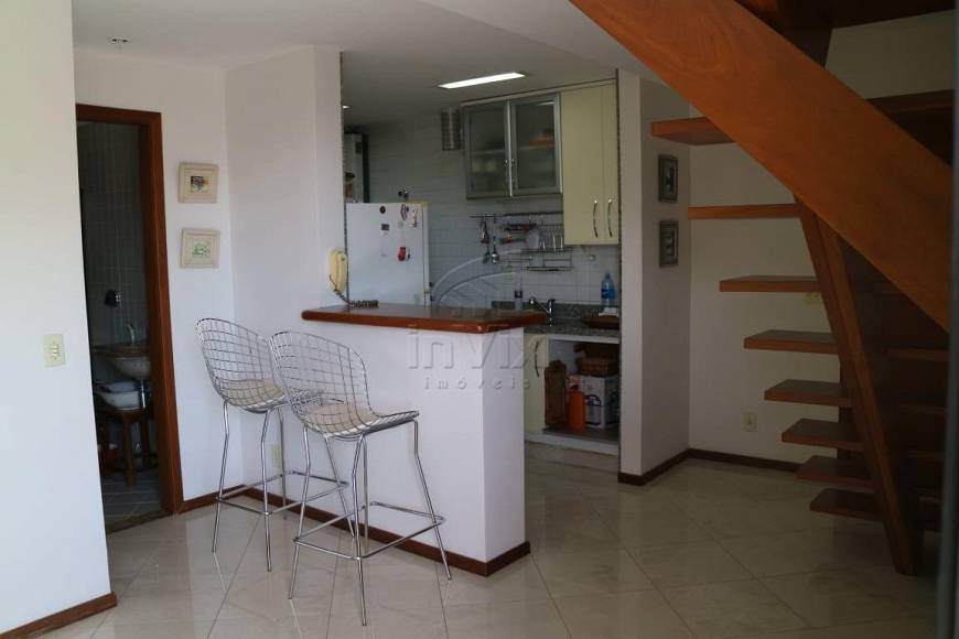 Foto 1 de Casa com 1 Quarto à venda, 100m² em Santa Lúcia, Vitória
