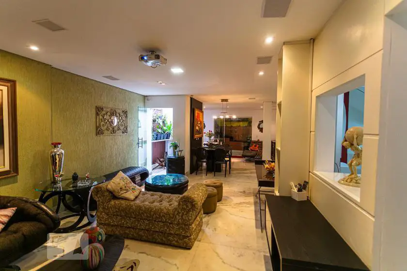 Foto 1 de Casa com 3 Quartos para alugar, 340m² em Serra, Belo Horizonte