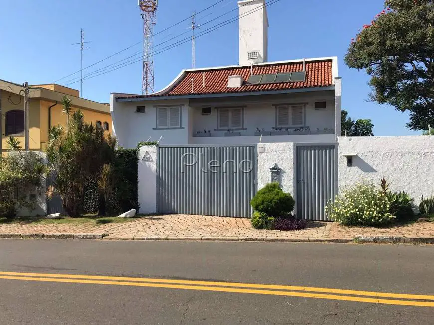 Foto 1 de Sobrado com 3 Quartos para venda ou aluguel, 415m² em Vila Brandina, Campinas