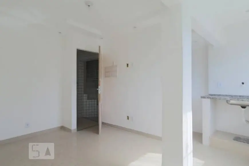 Foto 3 de Apartamento com 1 Quarto para alugar, 30m² em Curicica, Rio de Janeiro
