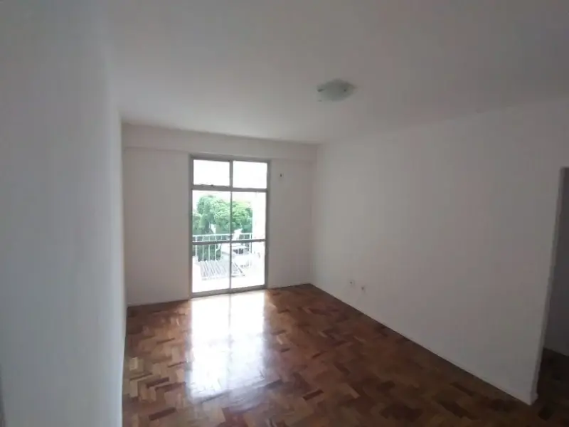 Foto 1 de Apartamento com 1 Quarto para alugar, 48m² em Grajaú, Rio de Janeiro