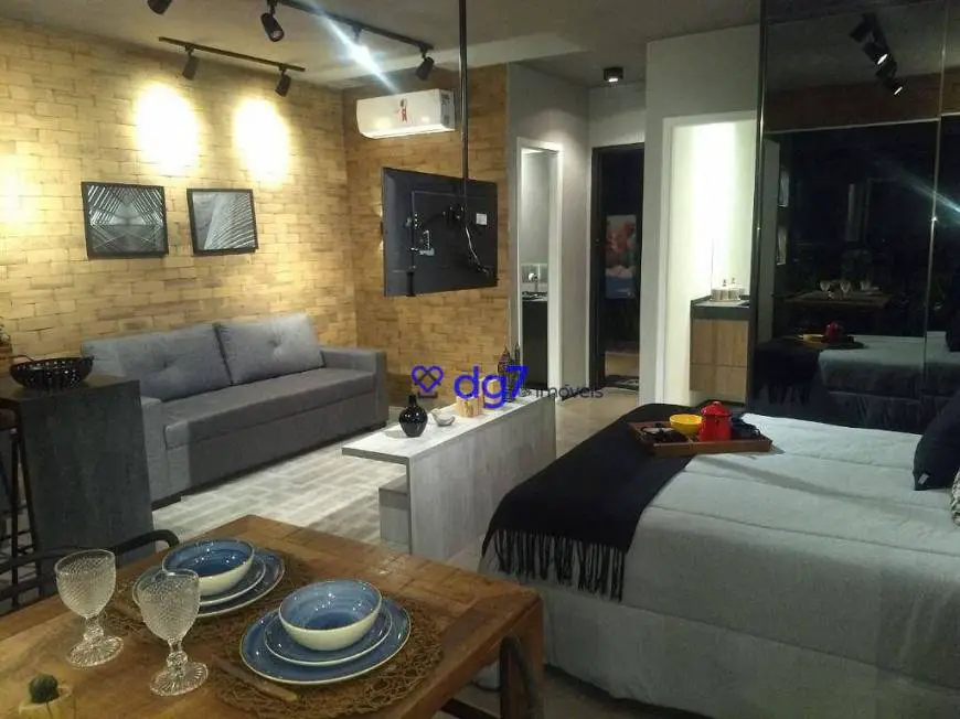 Foto 1 de Apartamento com 1 Quarto à venda, 38m² em Quitaúna, Osasco