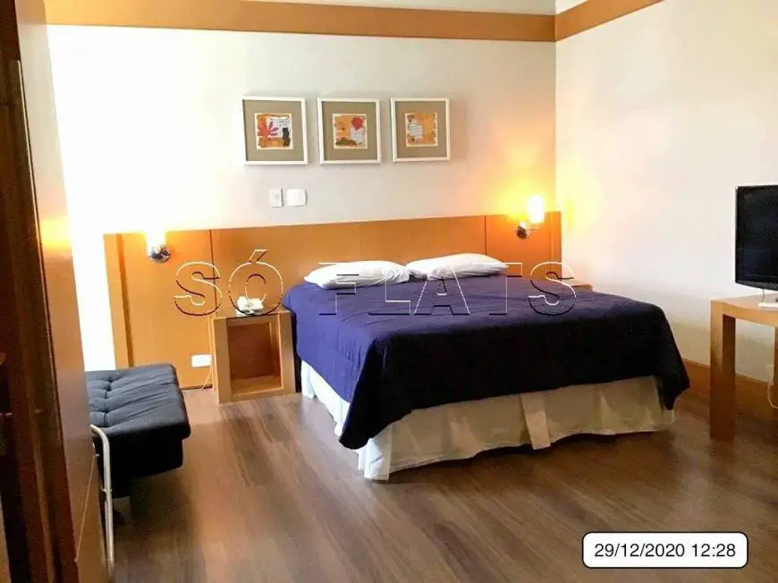 Foto 1 de Apartamento com 1 Quarto para alugar, 32m² em Santana, São Paulo