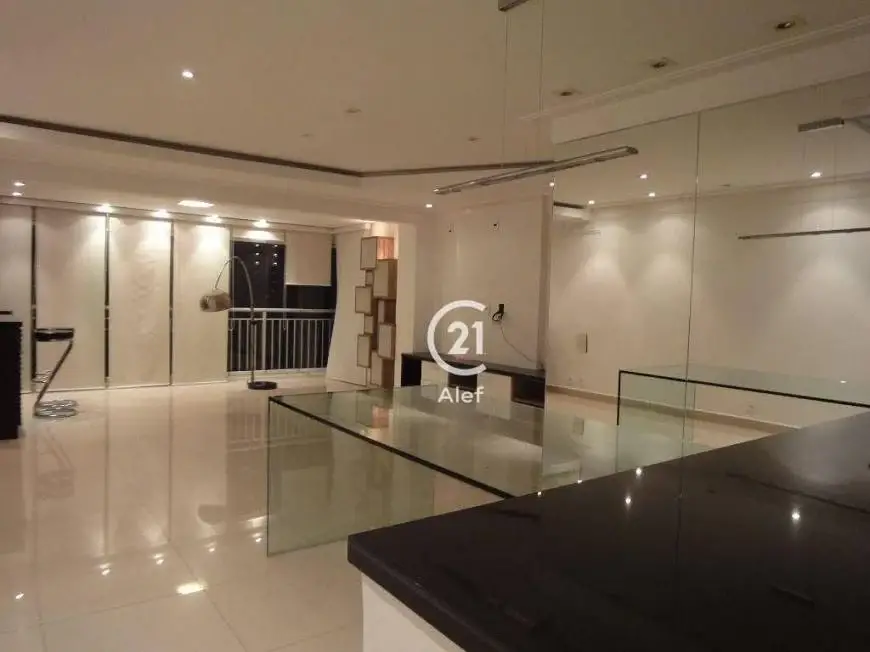 Foto 1 de Apartamento com 2 Quartos para alugar, 81m² em Barra Funda, São Paulo