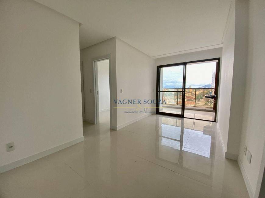 Foto 1 de Apartamento com 2 Quartos à venda, 71m² em Itapuã, Vila Velha