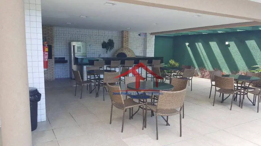 Foto 1 de Apartamento com 2 Quartos para alugar, 56m² em Joaquim Tavora, Fortaleza