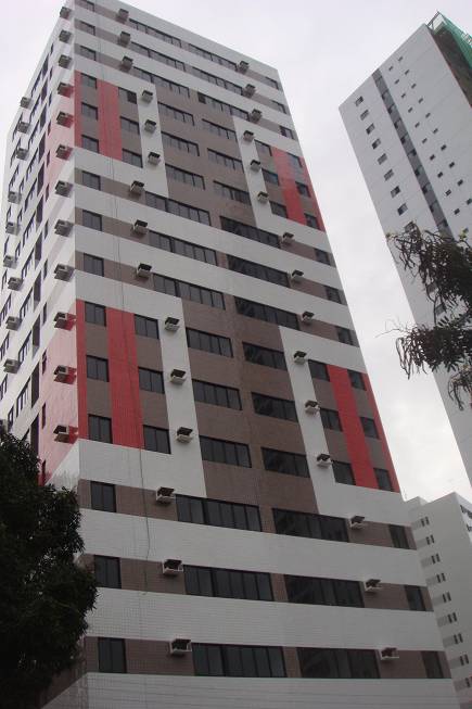 Foto 1 de Apartamento com 2 Quartos para alugar, 44m² em Madalena, Recife