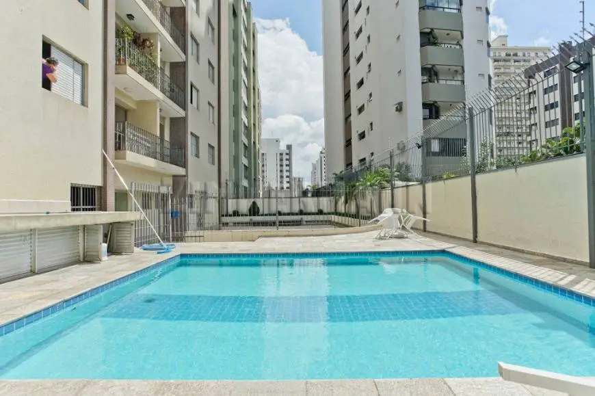 Foto 1 de Apartamento com 2 Quartos à venda, 69m² em Pacaembu, São Paulo