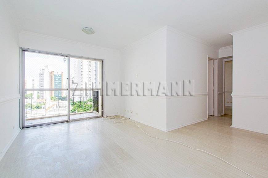 Foto 2 de Apartamento com 2 Quartos à venda, 71m² em Pacaembu, São Paulo