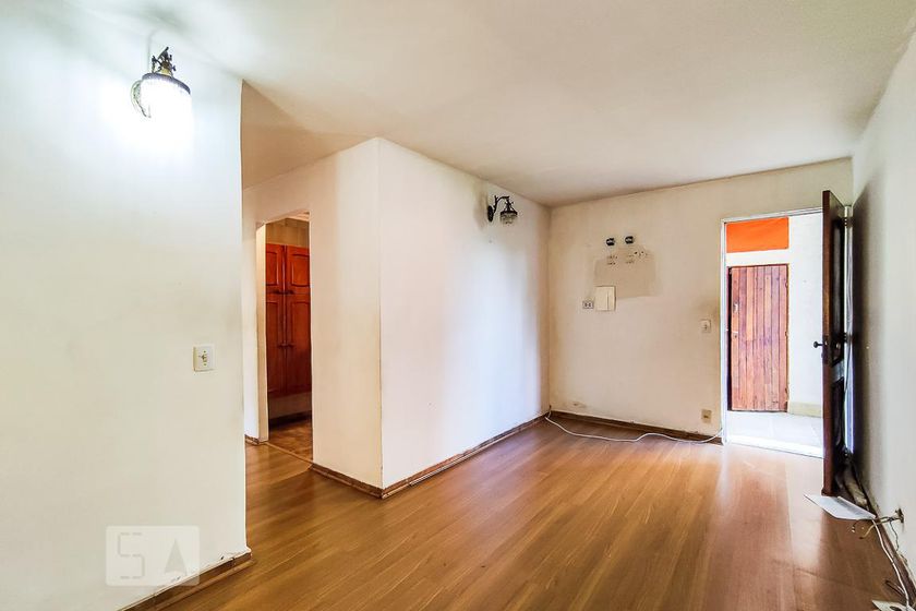Foto 5 de Apartamento com 2 Quartos à venda, 48m² em Parque Pinheiros, Taboão da Serra