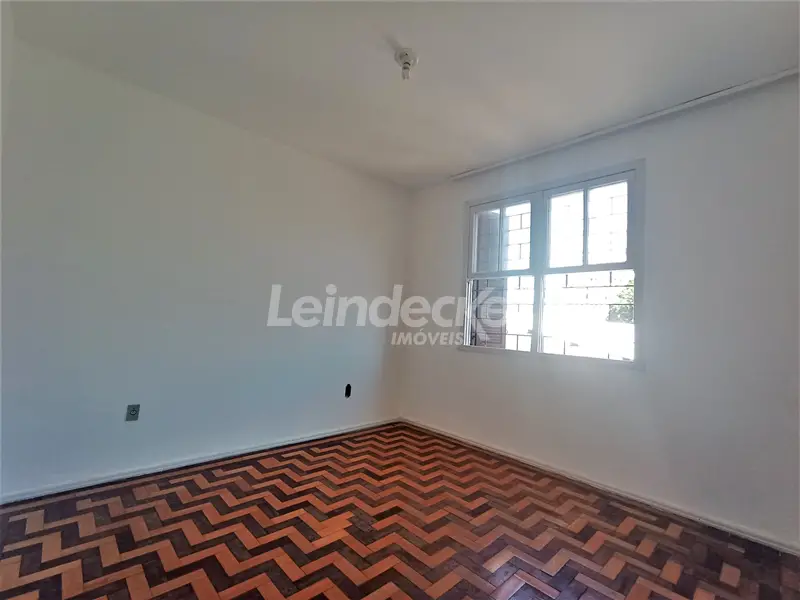 Foto 5 de Apartamento com 2 Quartos para alugar, 65m² em Santa Cecília, Porto Alegre