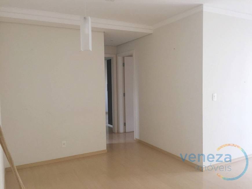 Foto 4 de Apartamento com 2 Quartos para alugar, 80m² em Vila Ipiranga, Londrina