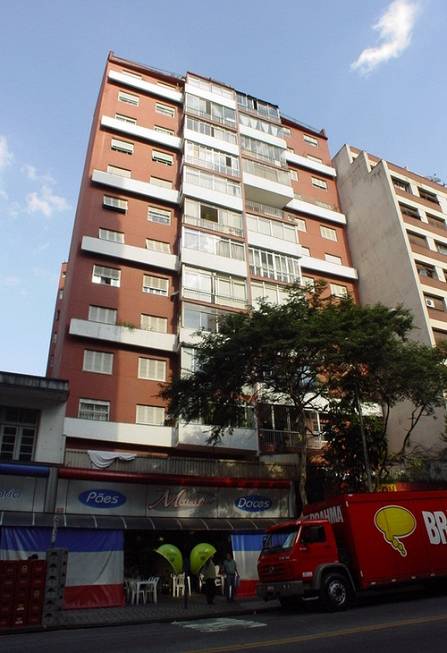 Foto 1 de Apartamento com 3 Quartos à venda, 160m² em Centro, São Paulo
