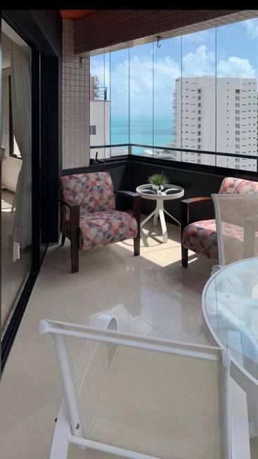 Foto 1 de Apartamento com 3 Quartos à venda, 187m² em Meireles, Fortaleza