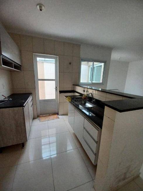 Foto 1 de Apartamento com 3 Quartos para alugar, 75m² em Vila Pires, Santo André
