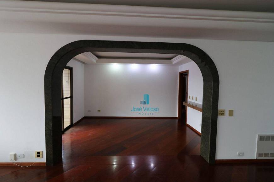 Foto 4 de Apartamento com 4 Quartos para alugar, 230m² em Água Verde, Curitiba