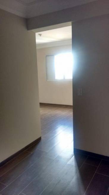 Foto 3 de Apartamento com 4 Quartos para alugar, 176m² em Centro, Uberaba