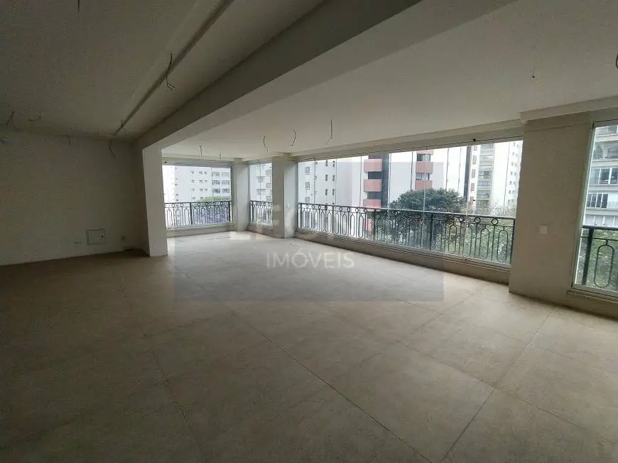Foto 1 de Apartamento com 4 Quartos à venda, 304m² em Higienópolis, São Paulo