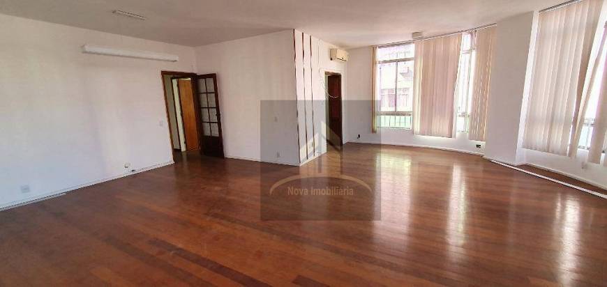 Foto 1 de Apartamento com 4 Quartos à venda, 180m² em Humaitá, Rio de Janeiro