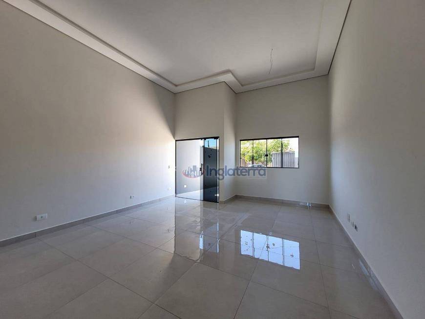Foto 4 de Casa com 2 Quartos para alugar, 62m² em Jardim Montecatini, Londrina
