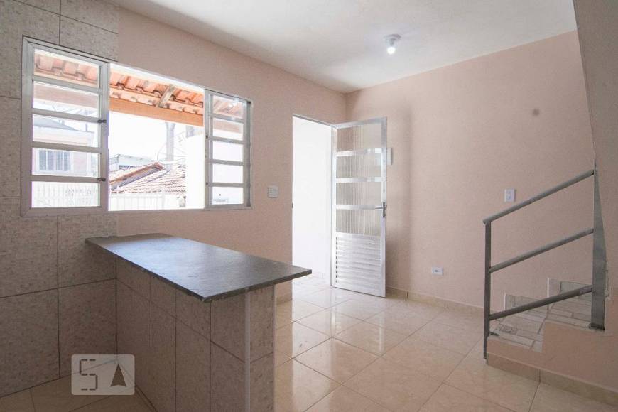Foto 2 de Casa com 2 Quartos para alugar, 45m² em Santana, São Paulo